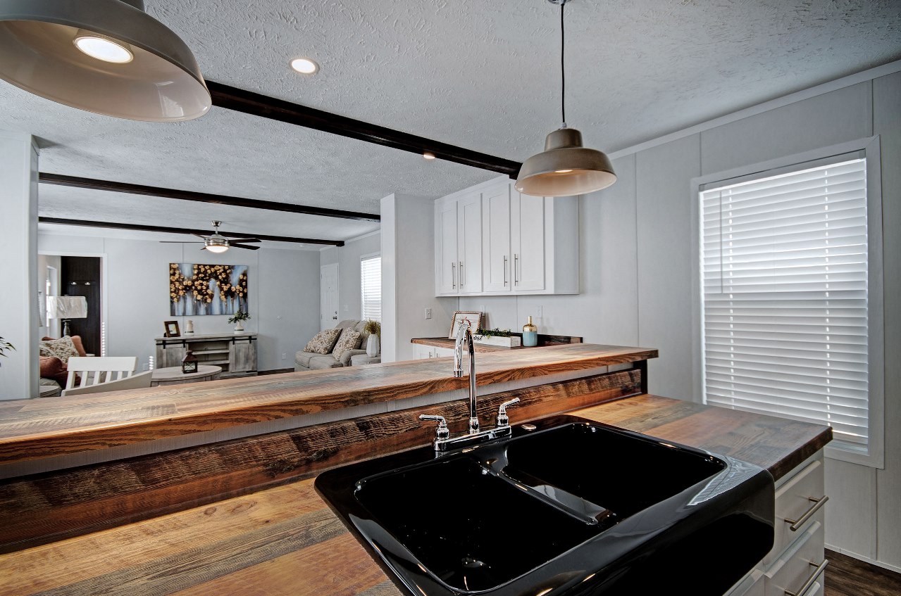 Charleston11 Mobile Homes Direct, LLC